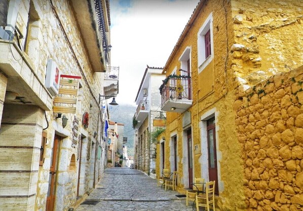 Exterior - Areopolis Art Studio for 4,in Areopoli,Mani (Areopoli)