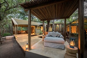 Terrace/patio - EXCITING UPDATE - BUNDOX SAFARI LODGE HAS MOVED (Hoedspruit)