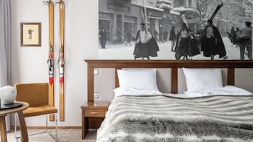 Deluxe Studio Suite | 2 bedrooms, soundproofing, iron/ironing board, free WiFi