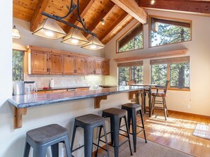 Fridge, microwave, oven, stovetop - Tahoe Pines, enjoy the outdoors this home has to offers (Incline Village)
