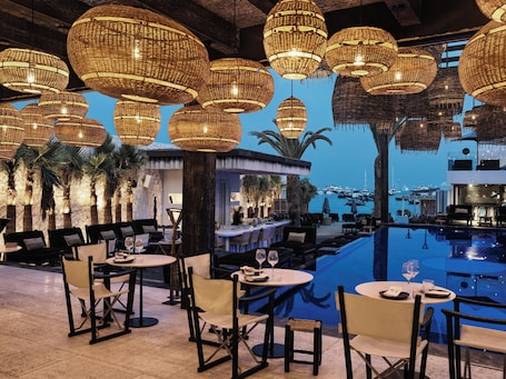 Biblioteca. O by Myconian, Mykonos, a Member of Design Hotels
