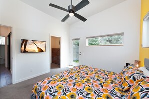 3 bedrooms, iron/ironing board, free WiFi, bed sheets