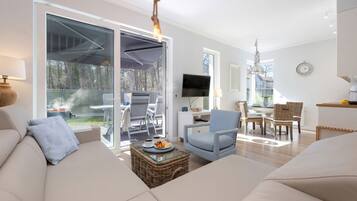 Apartment, 2 Schlafzimmer, Terrasse, am Strand | Wohnzimmer