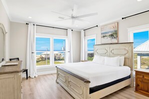 4 bedrooms, iron/ironing board, free WiFi, bed sheets