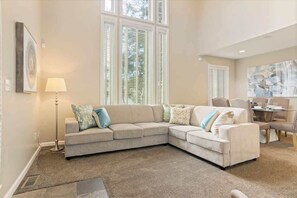 TV, fireplace, offices