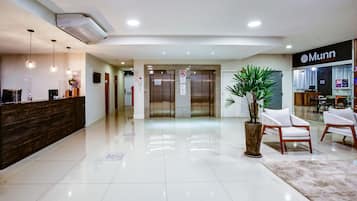 ด้านหน้าที่พัก