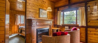 Timbers Resort 2 bedroom: Cabin 1