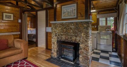 Timbers Resort 2 Bedroom: Cabin 4