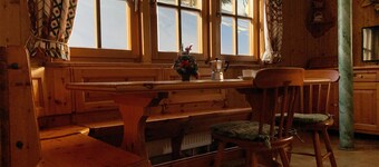 Bachlaufen Haus – Spacious 2+2 Apartment (50 sqm)