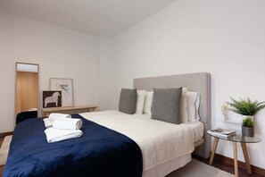 2 bedrooms, iron/ironing board, travel cot, WiFi