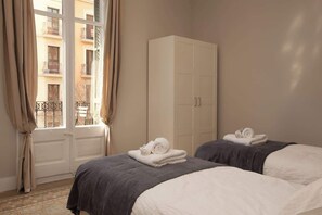 Nicht klassifiziertes Bild, 2 von 27, Schaltfläche