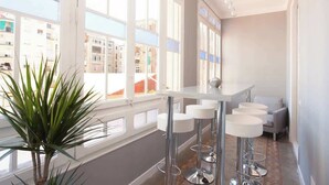 Dining - Nice 6 Px Spacious Home in Eixample (Barcelona)