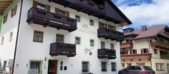 STANDARD one-bedroom apartments