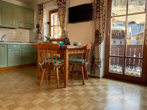 Billede uden beskrivelse, 5 af 14, knap