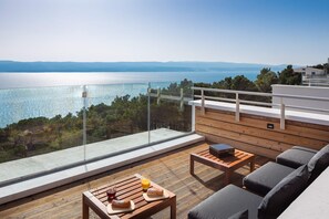 Property grounds - Wind Rose Wellness Villa Bura (Marušici)