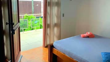 Traditional Single Room | Bed sheets