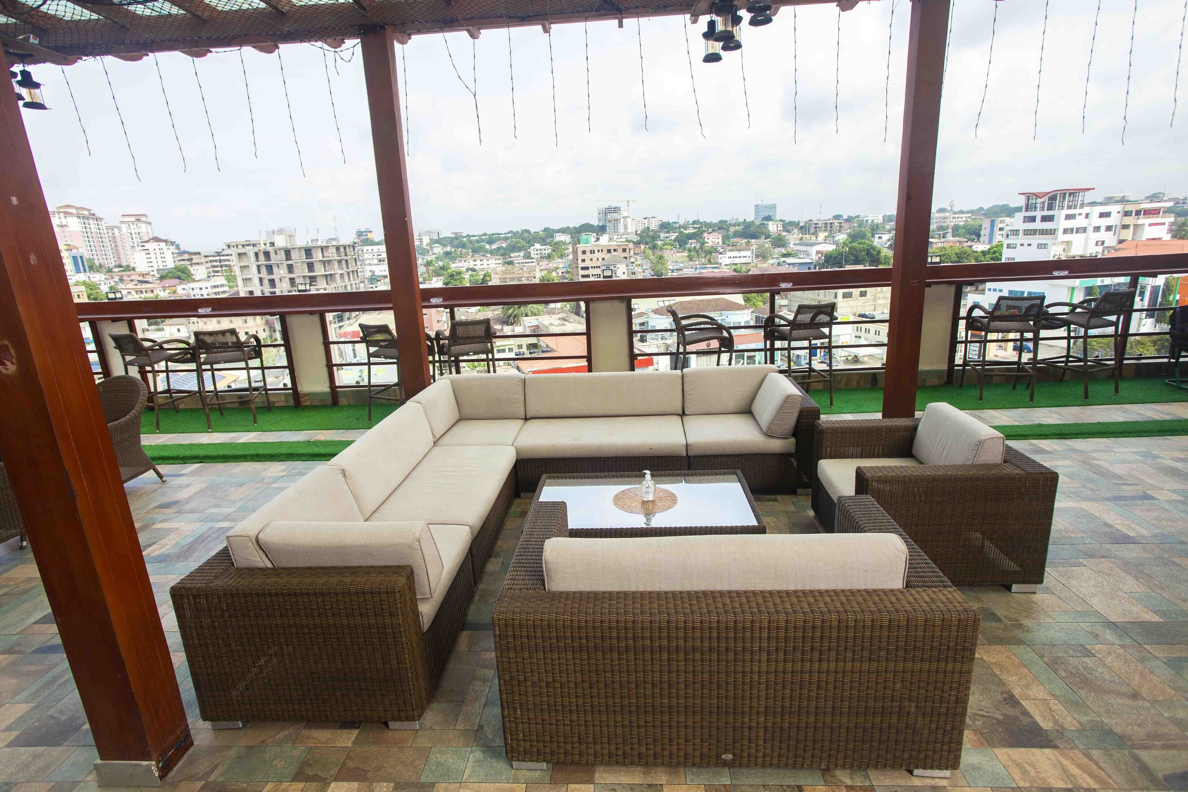 Photo - San Marino Hotel
