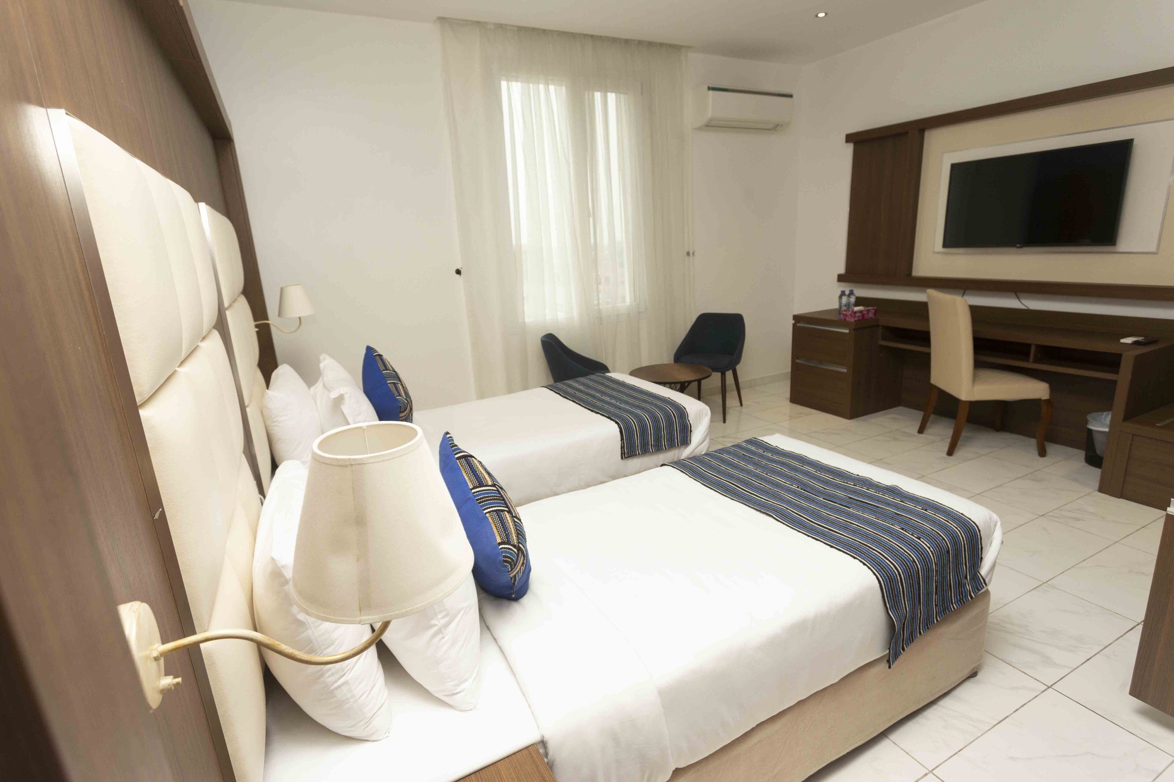 Photo - San Marino Hotel