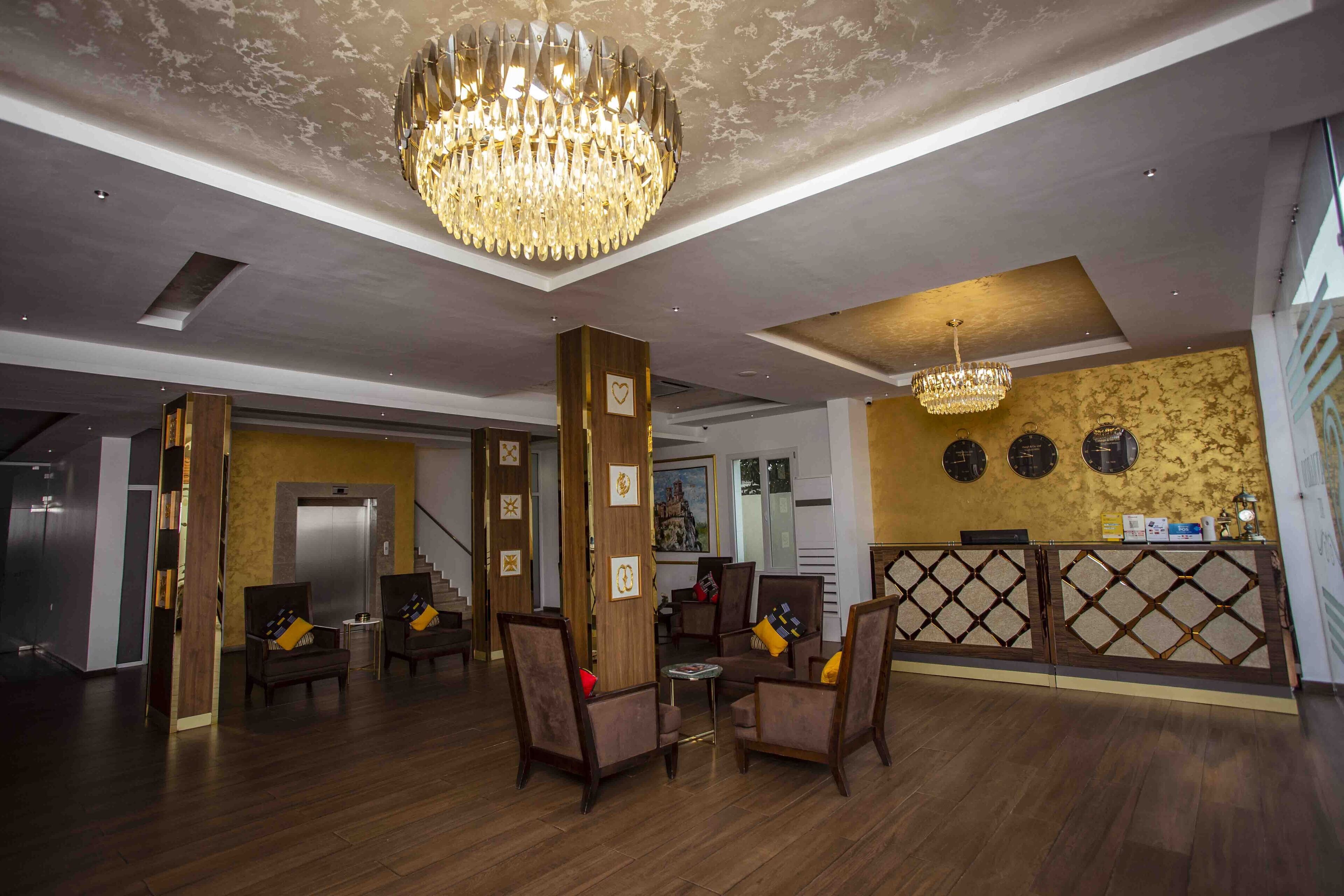 Photo - San Marino Hotel