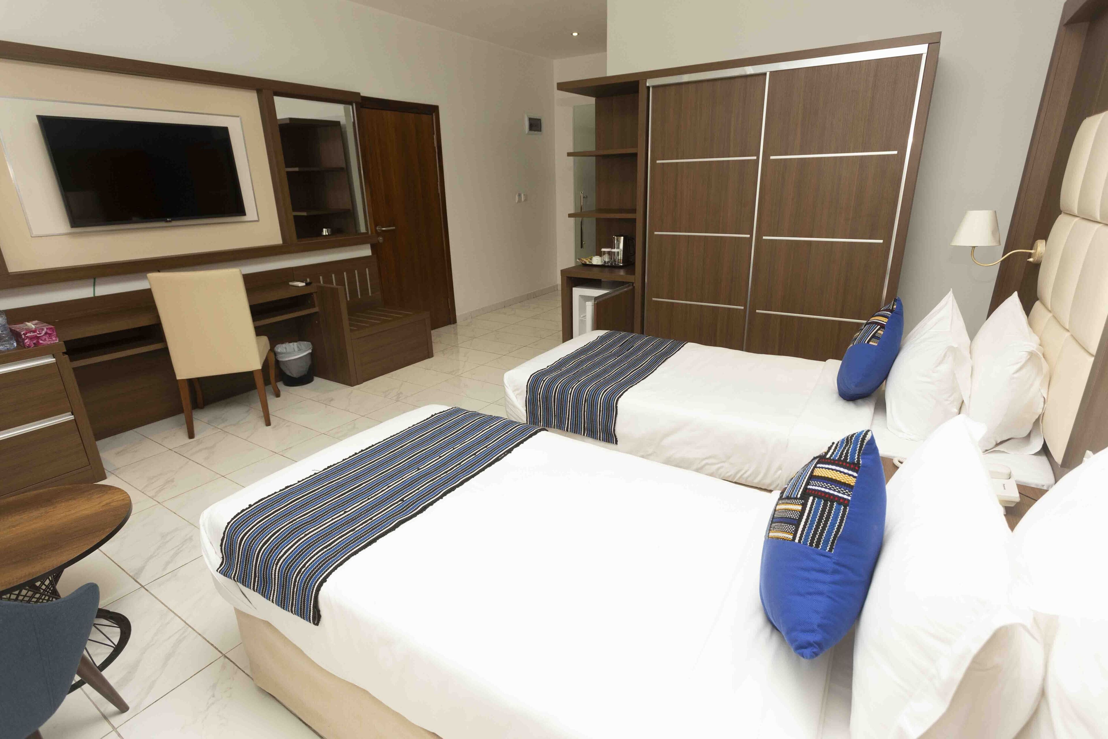 Photo - San Marino Hotel