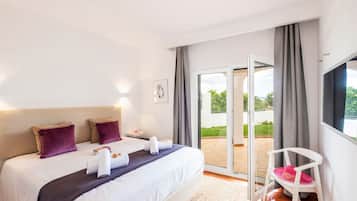 8 Schlafzimmer, Bügeleisen/Bügelbrett, kostenloses WLAN, Bettwäsche