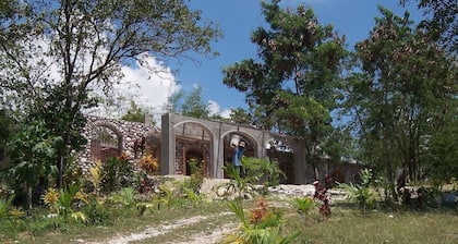 Country home for visiting, eco-touring, or serving in Southern Haiti