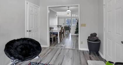 Easy Livin` By Easton: Hot tub, Family Friendly, 6 minutes from Easton Town Center