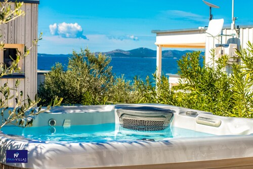 BUQEZ ECO RESORT - Villa #3 - by the sea