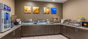 Chic hotel with AC and fitness room in marvelous Houston