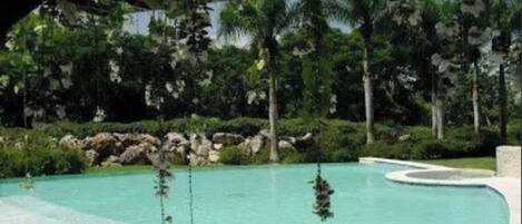 Indoor pool, outdoor pool