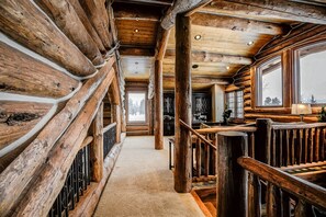 Interior - Rivertree Lodge Home: Riverfront Serenity, All The Amenities (Breckenridge)