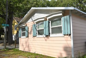 Exterior detail - KEY WEST INSPIRED STUDIO W/ VAULTED CIELINGS. SHORT WALK TO THE BEACH! (Virginia Beach)