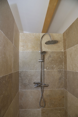 Shower, hair dryer, towels - "Charm and modernity: air-conditioned former sheepfold with heated swimming pool, (BESSAS)