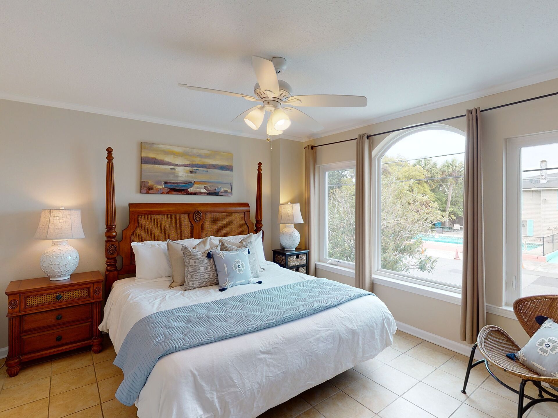 3 bedrooms, laptop workspace, iron/ironing board, WiFi