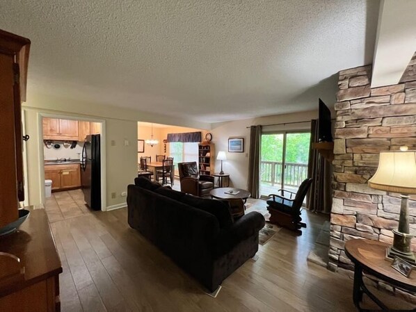Fireplace - Homey Getaway Condo- Walk to Ski Slopes! (Sugar Mountain)