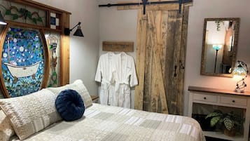 Desk, iron/ironing board, free WiFi, bed sheets