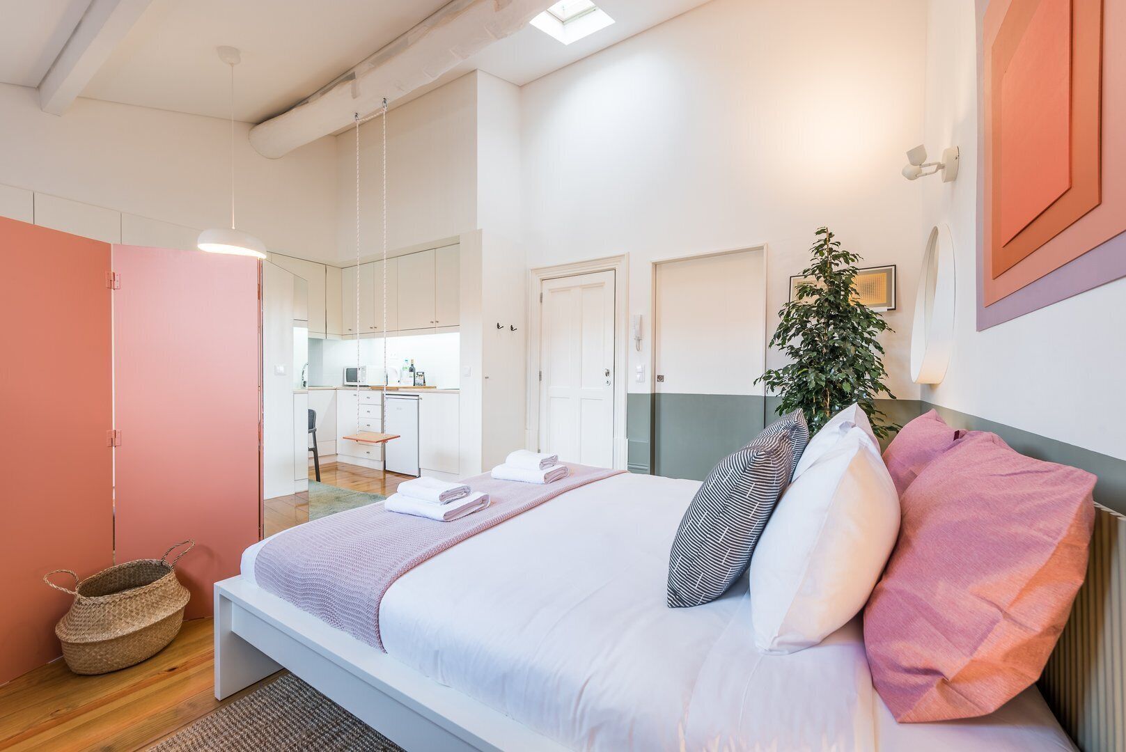 Internet, bed sheets