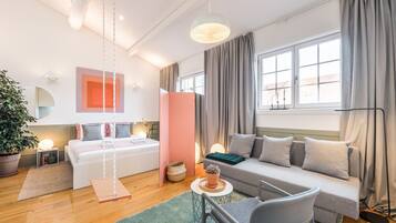 Internet, bed sheets