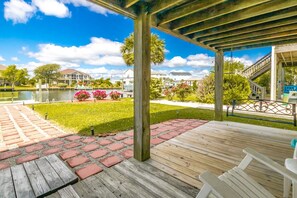 Terrace/patio - Mama's Pride - 3BR Home on the Canal - Boat Dock & Sound Views! (Surf City)