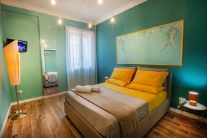 3 bedrooms, desk, iron/ironing board, free WiFi - Cape House (Palermo)