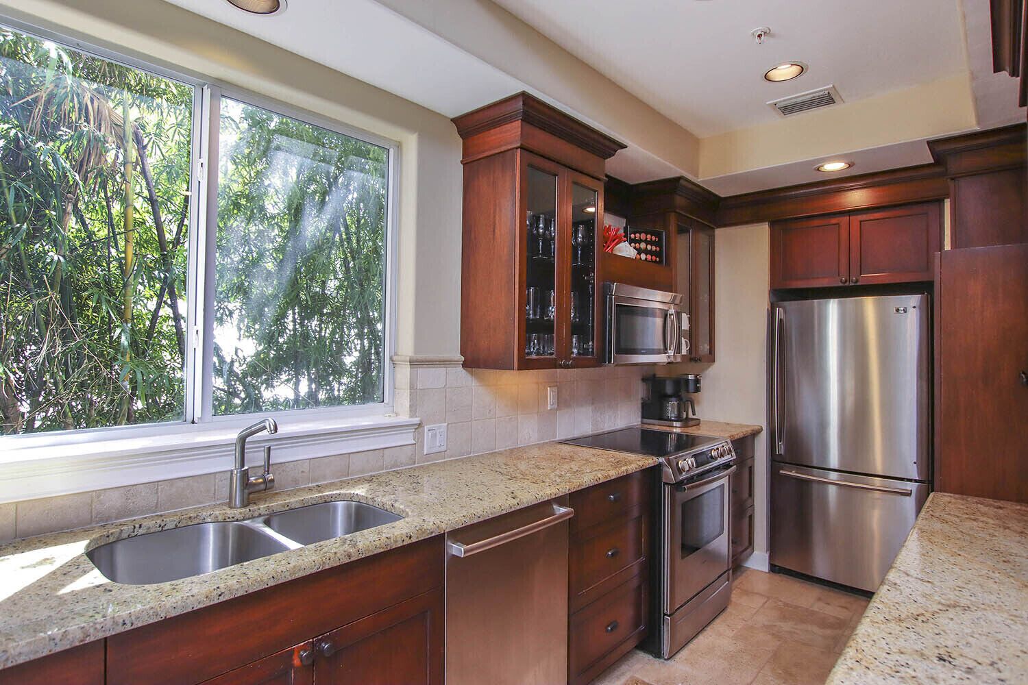 Microwave, coffee/tea maker, toaster, cookware/dishes/utensils