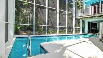 Beheizter Pool