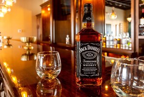 Bar (in der Unterkunft)