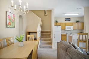Interior - PROMO 10% WEEKLY DISCOUNT! Resort-Style 3BR Townhouse Close to Theme Parks (Davenport)