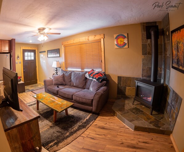 Smart TV, fireplace, video games, DVD player