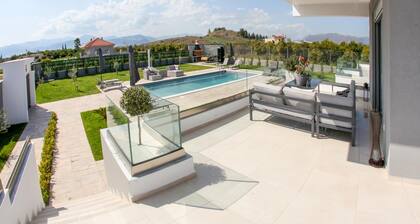 SERENITY HOUSE IN NAFPLIO