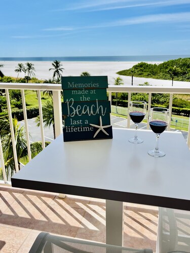 🏖 Beachfront Weekly Rental, Marco Island, Pool, Pickleball, Romantic Escape