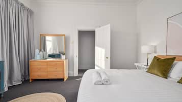 2 bedrooms