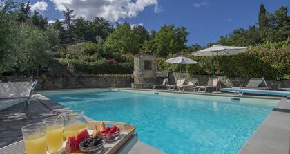 Villa San Lorenzo - Large private farmhouse style villa