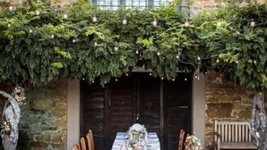 An outdoor dining area with a long table set for a meal, surrounded by chairs. - Villa San Lorenzo - Large private farmhouse style villa (Grezzano)